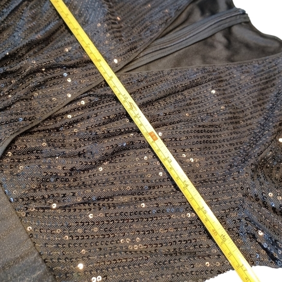 D&m Black Long Sleeved Sequined Dress - Picture 14 of 16